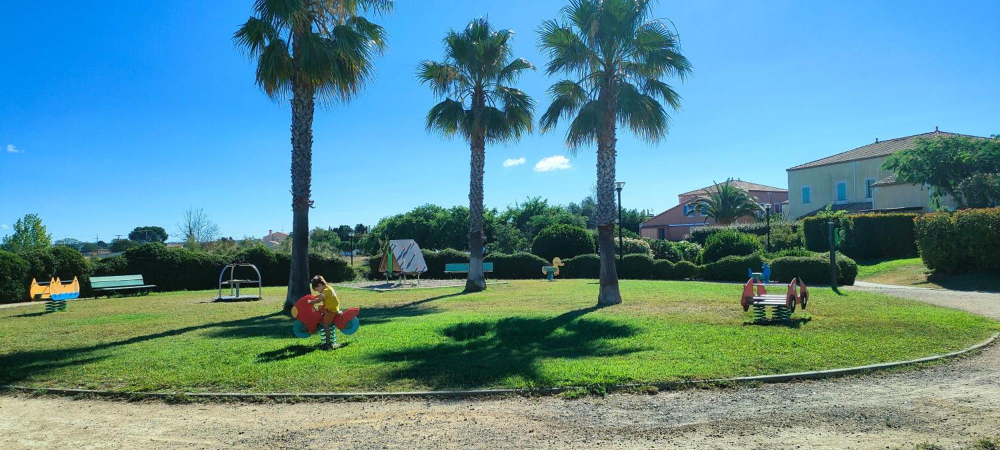 La Maisonnette Μπεζιέ Εξωτερικό φωτογραφία